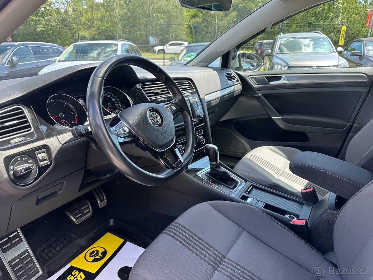 2016 Volkswagen GOLF - 9
