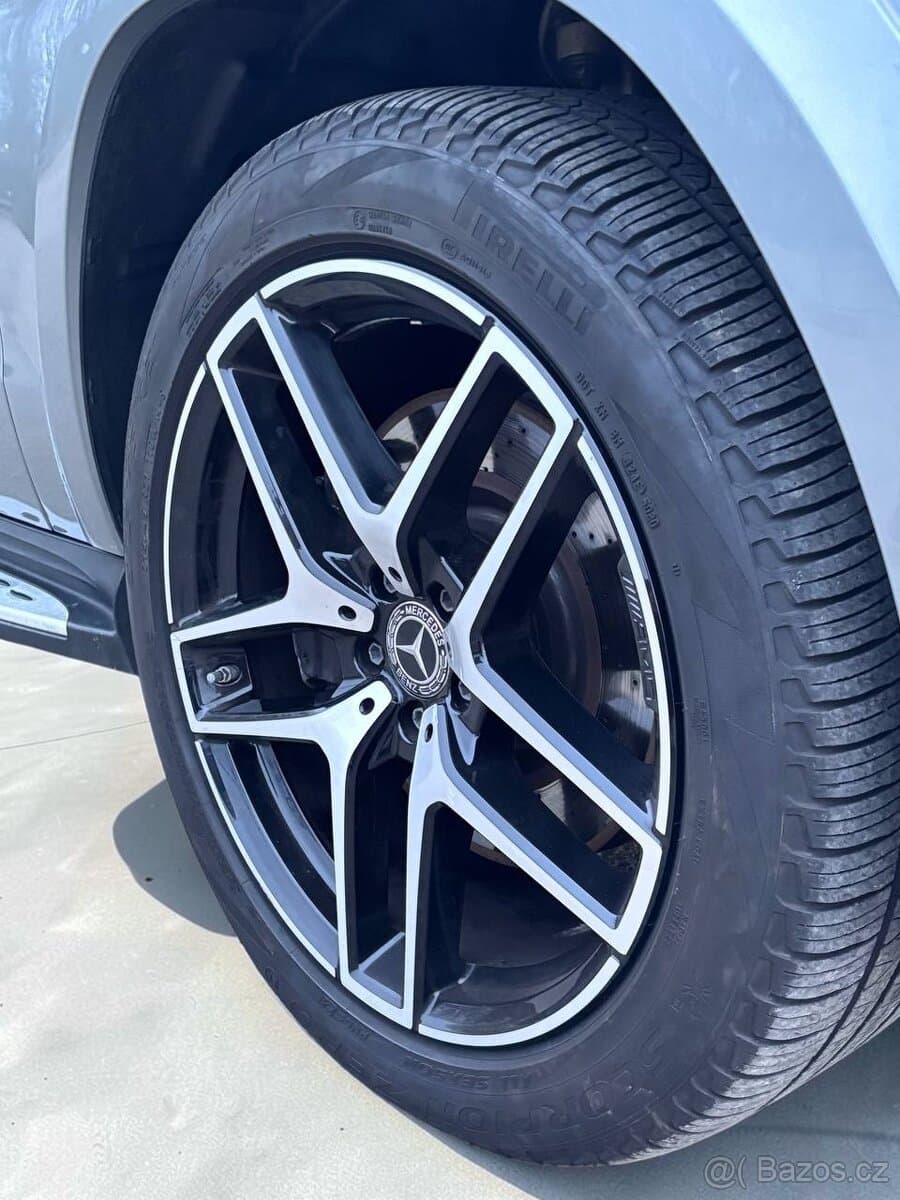 2016 Mercedes-Benz GLS - 9