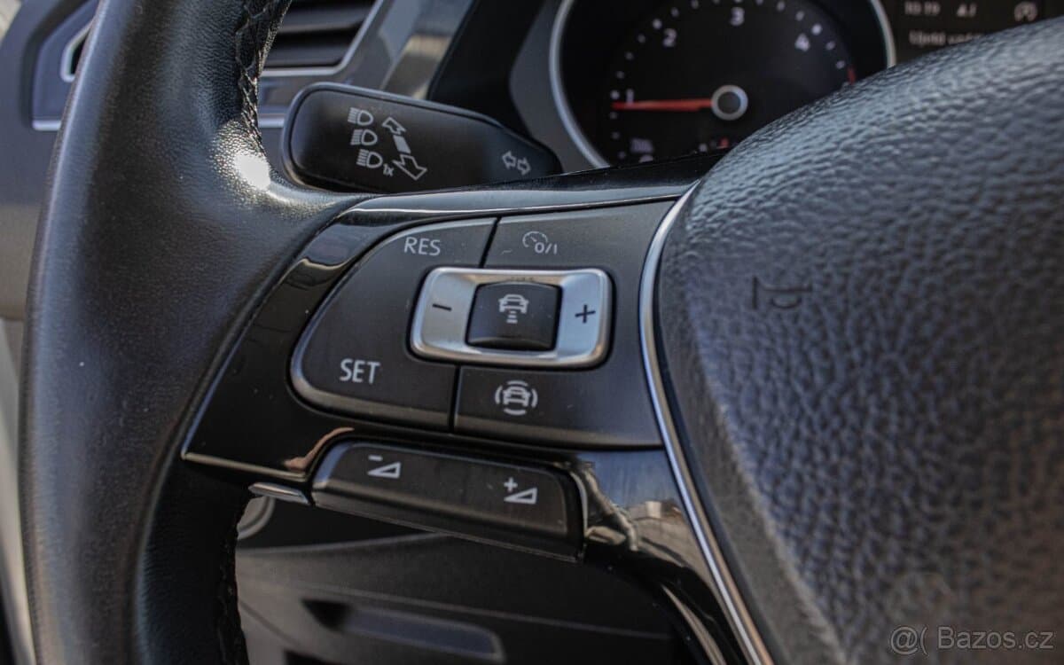2019 Volkswagen TIGUAN - 9