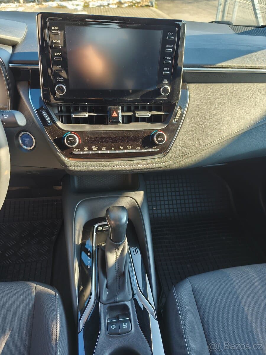 2021 Toyota COROLLA - 9