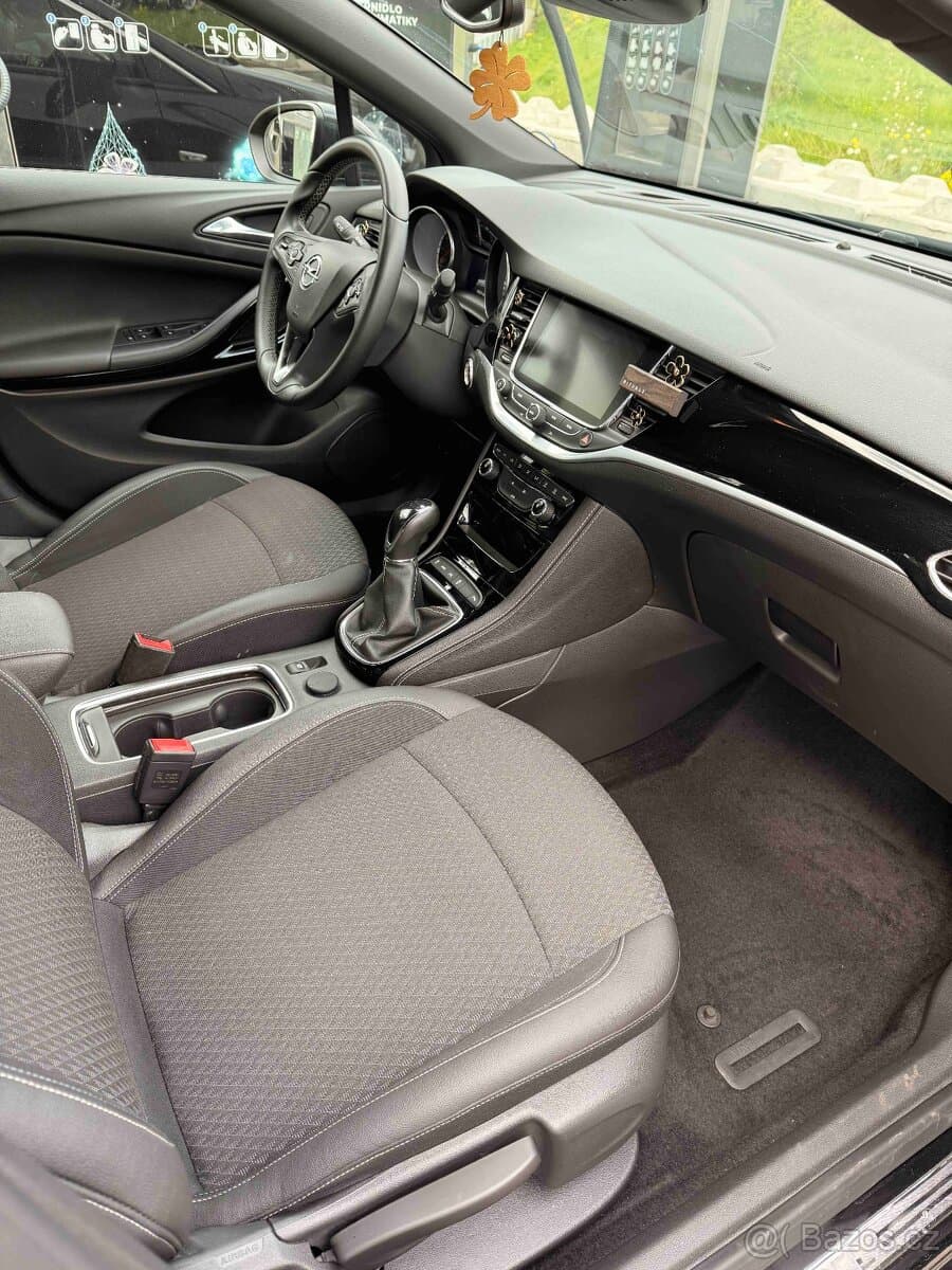 2017 Opel ASTRA - 9