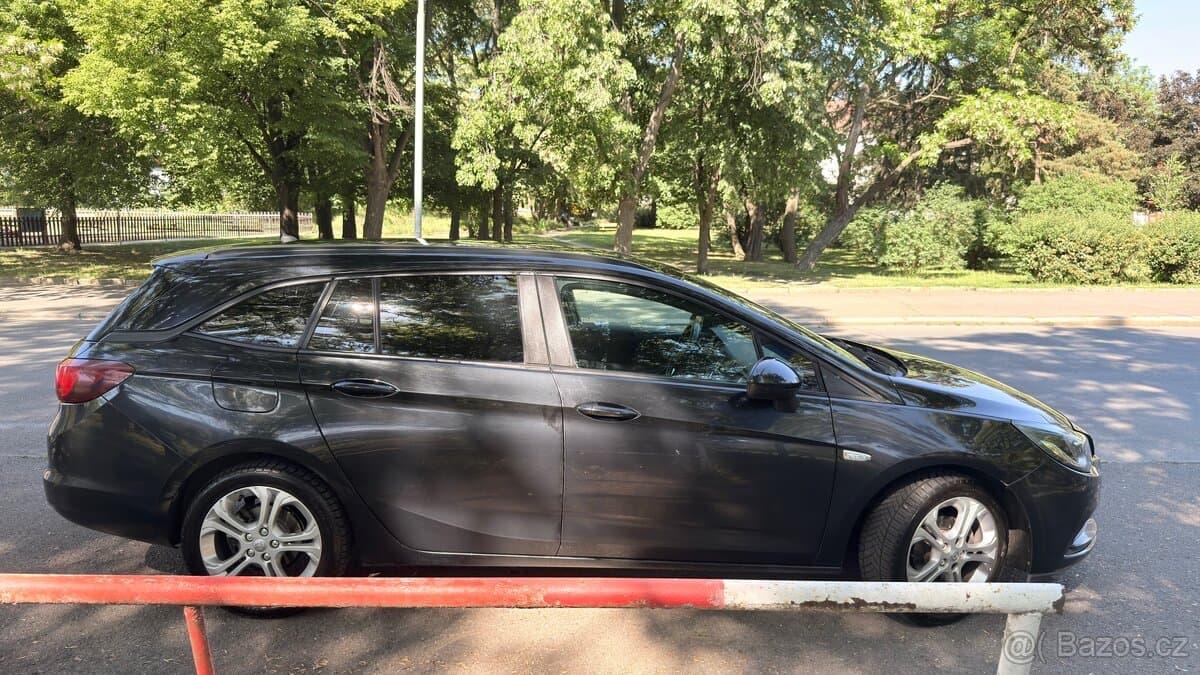 2016 Opel ASTRA - 9