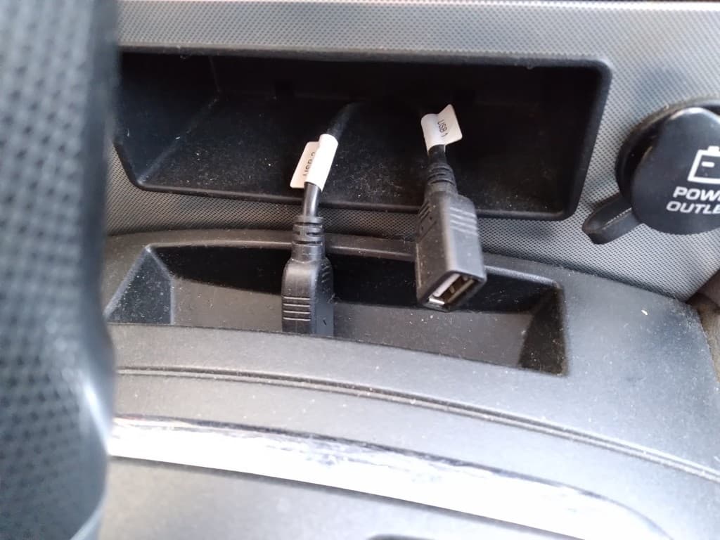 2004 Jeep CHEROKEE - 9