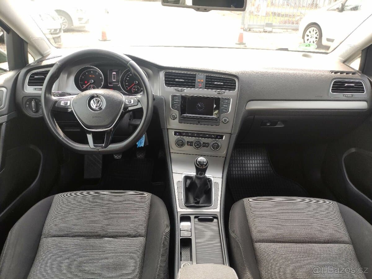 2014 Volkswagen GOLF - 9