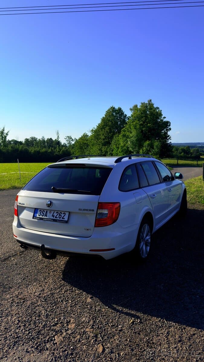 2013 Škoda SUPERB - 9