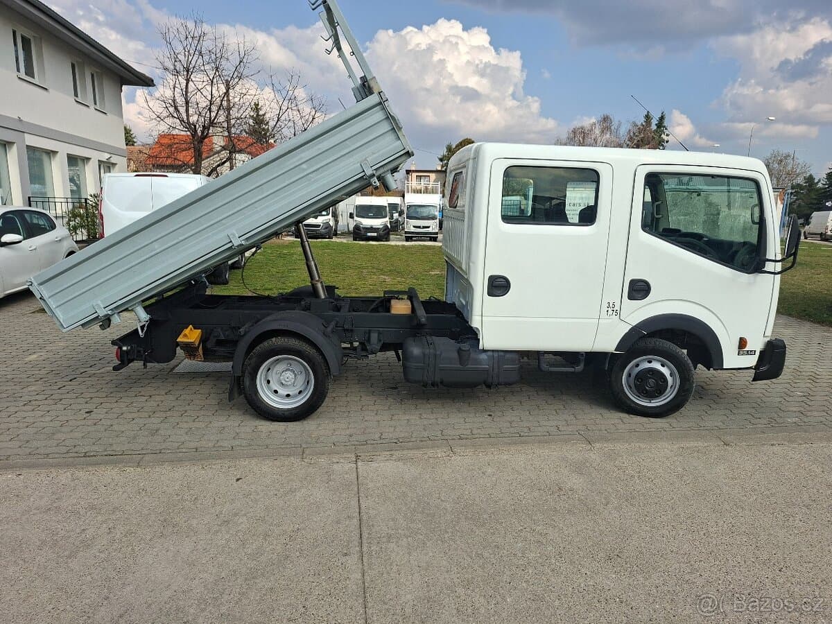 2013 Nissan OSTATNÍ - 9