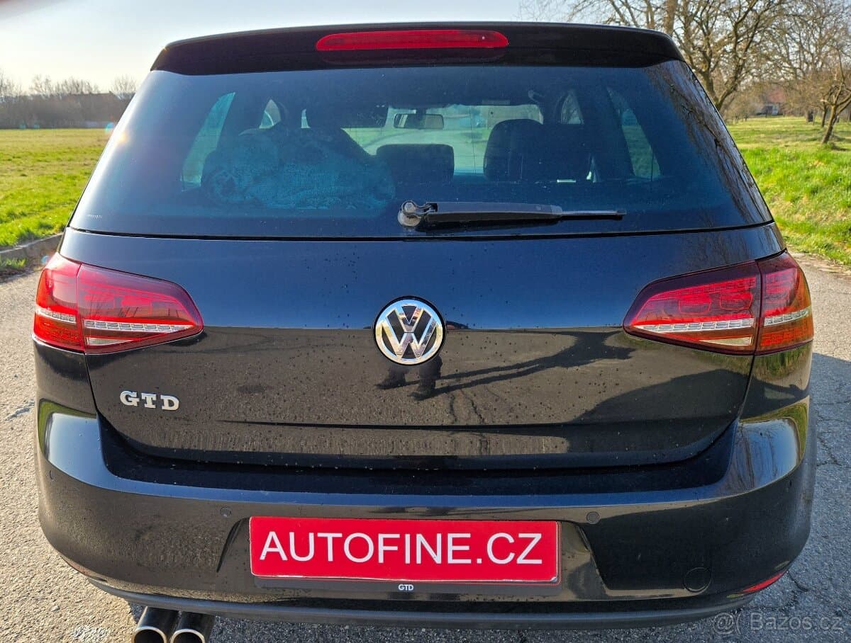 2014 Volkswagen GOLF - 9