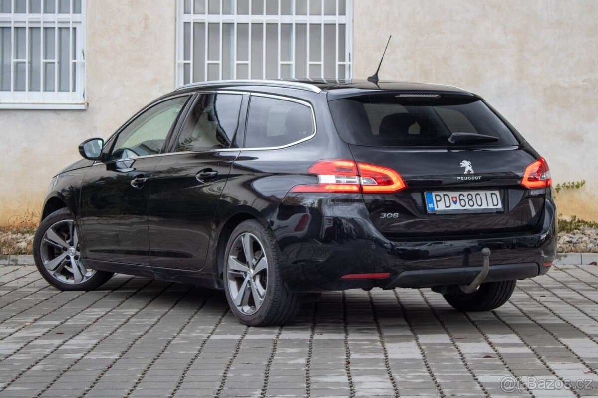 2018 Peugeot 308 - 9