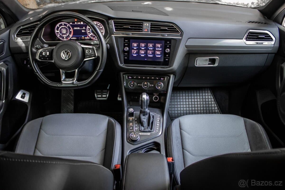 2017 Volkswagen TIGUAN - 9