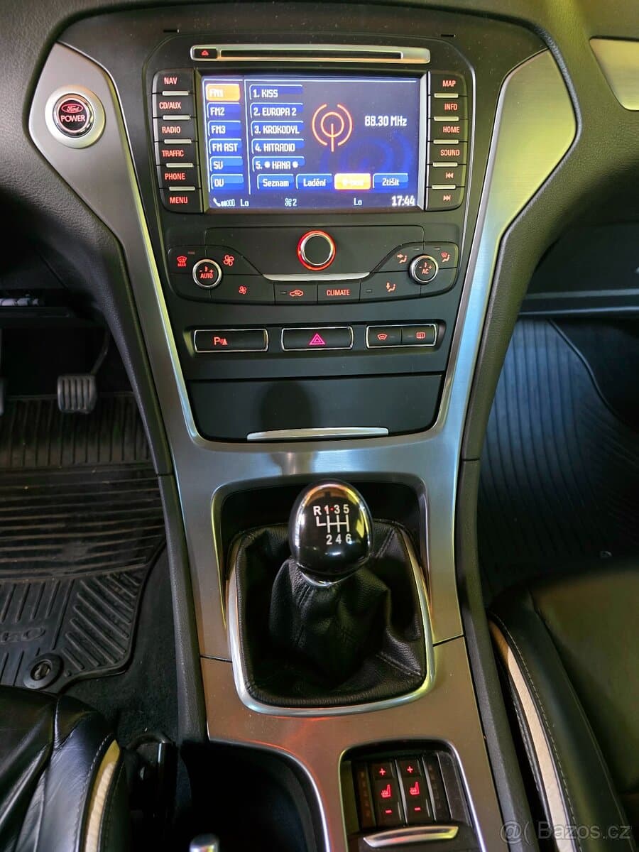 2012 Ford MONDEO - 9