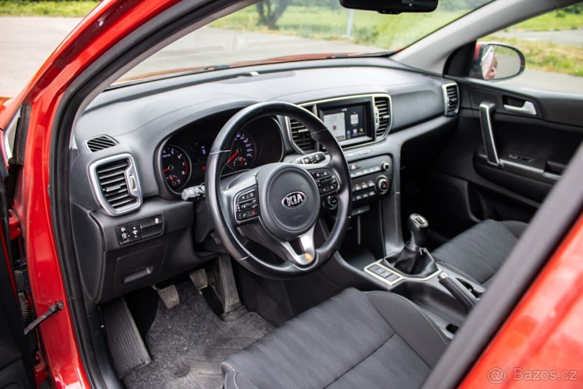 2018 Kia SPORTAGE - 9