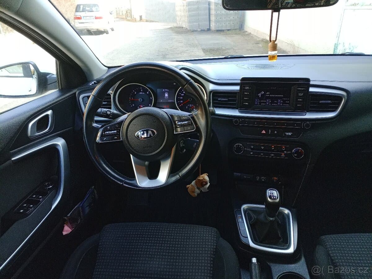 2019 Kia PROCEED - 9