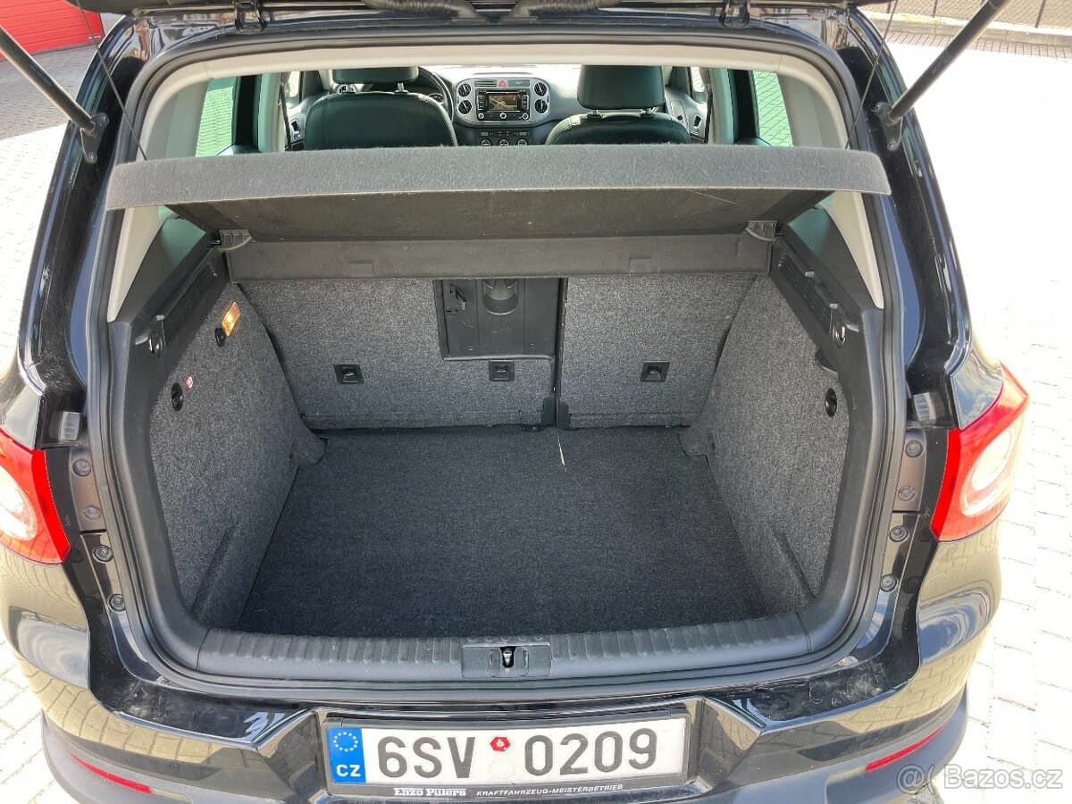 2009 Volkswagen TIGUAN - 9