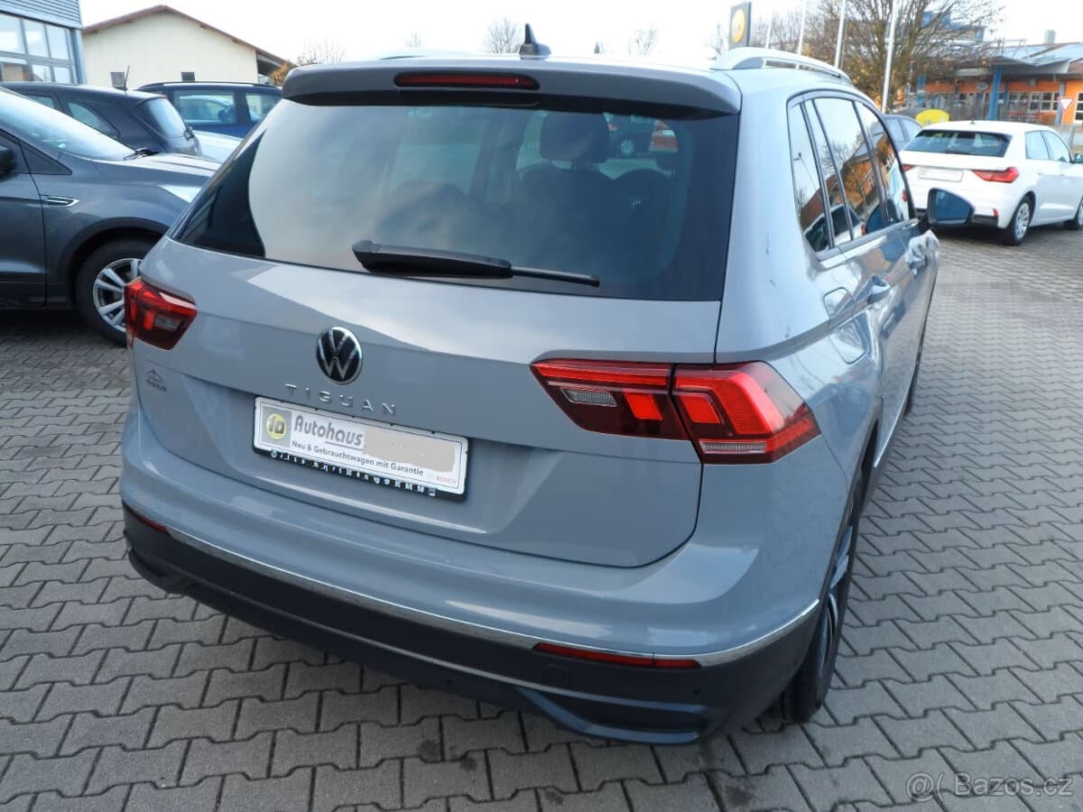 2021 Volkswagen TIGUAN - 9