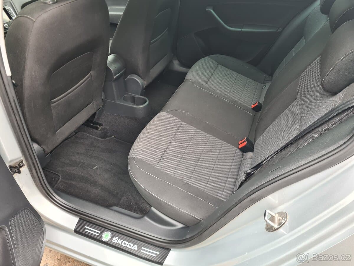 2015 Škoda RAPID - 9