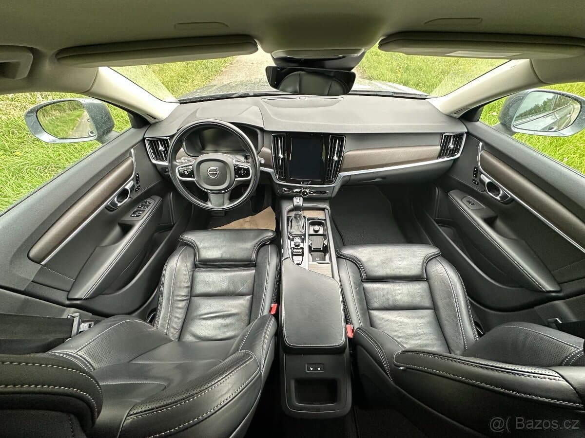 2020 Volvo V90 - 9