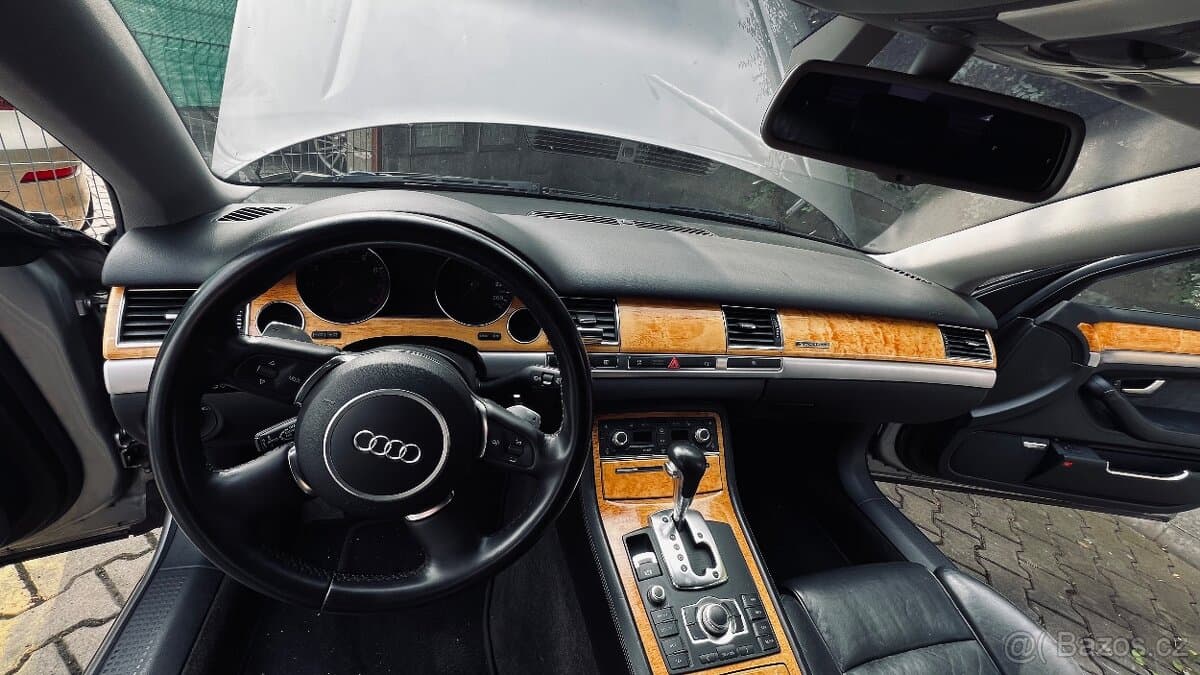 2004 Audi A8 - 9