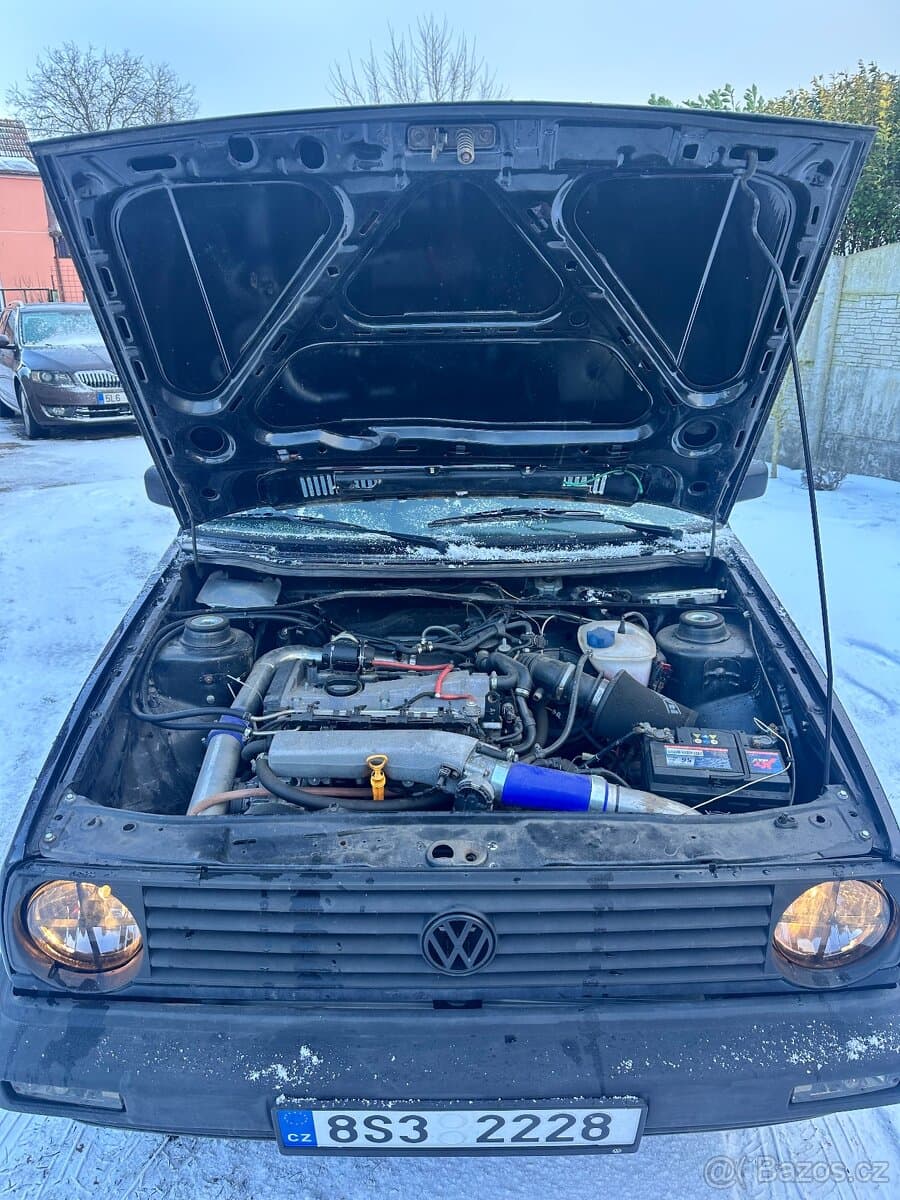 Volkswagen GOLF - 9