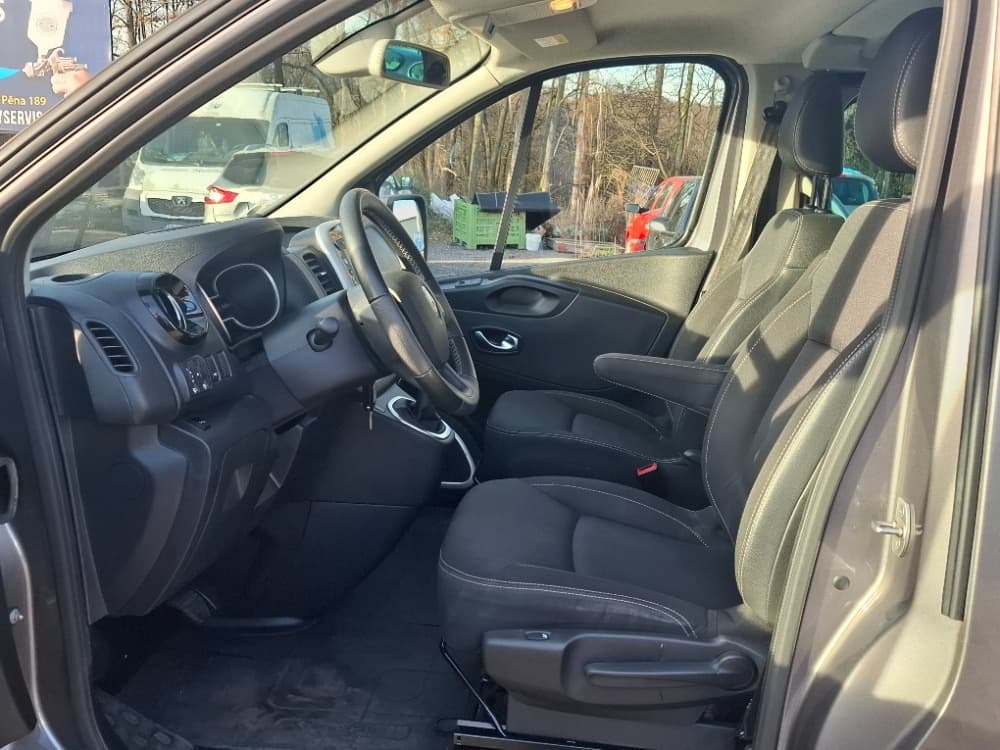 2020 Renault TRAFIC - 9