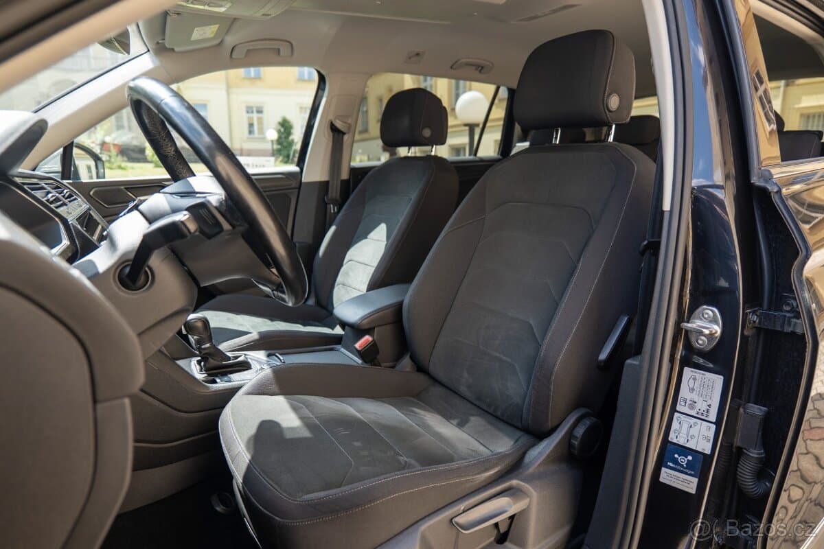 2018 Volkswagen TIGUAN - 9