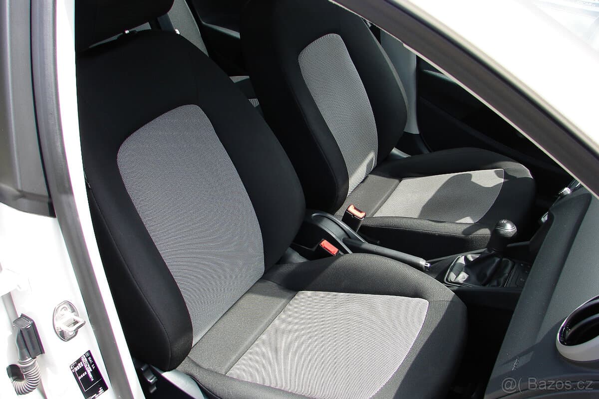 2016 Seat IBIZA - 9