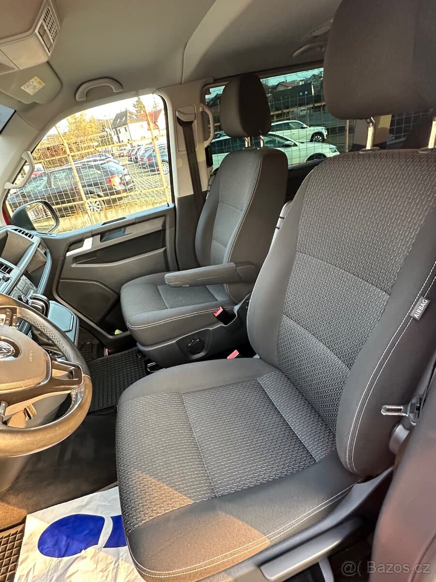 2018 Volkswagen MULTIVAN - 9