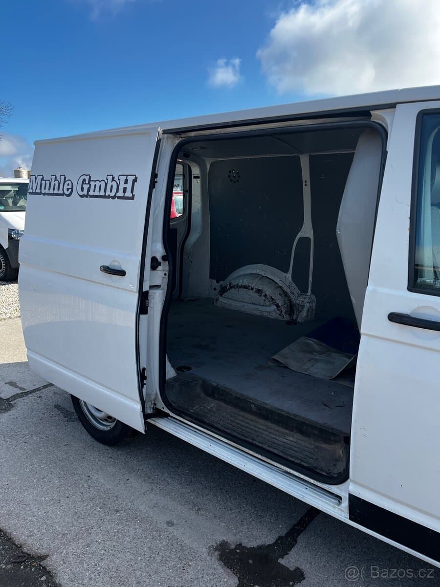 2010 Volkswagen TRANSPORTER - 9