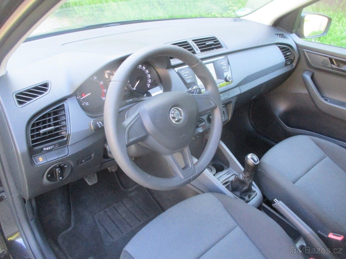 2016 Škoda FABIA - 9