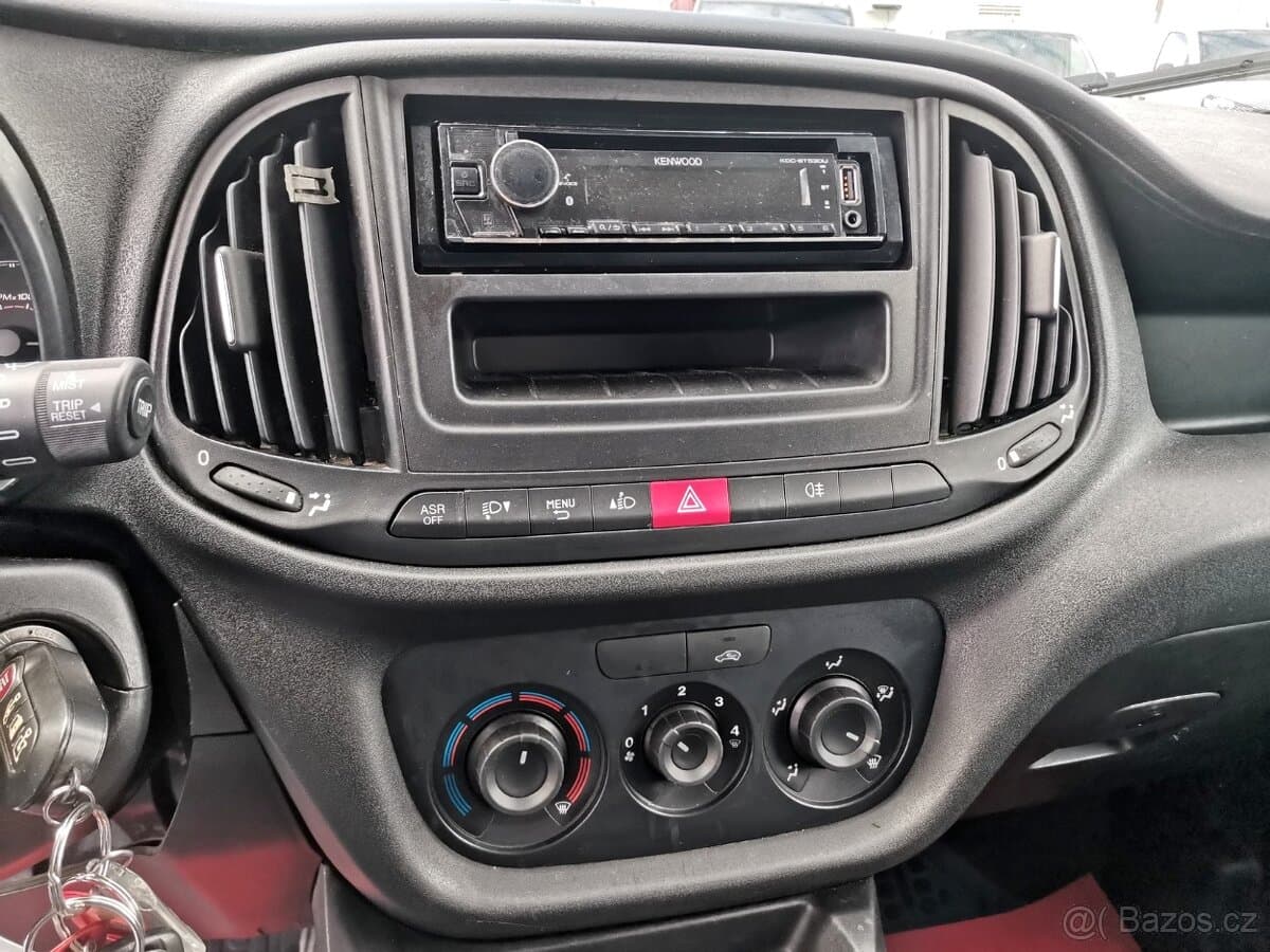 2019 Fiat DOBLO - 9