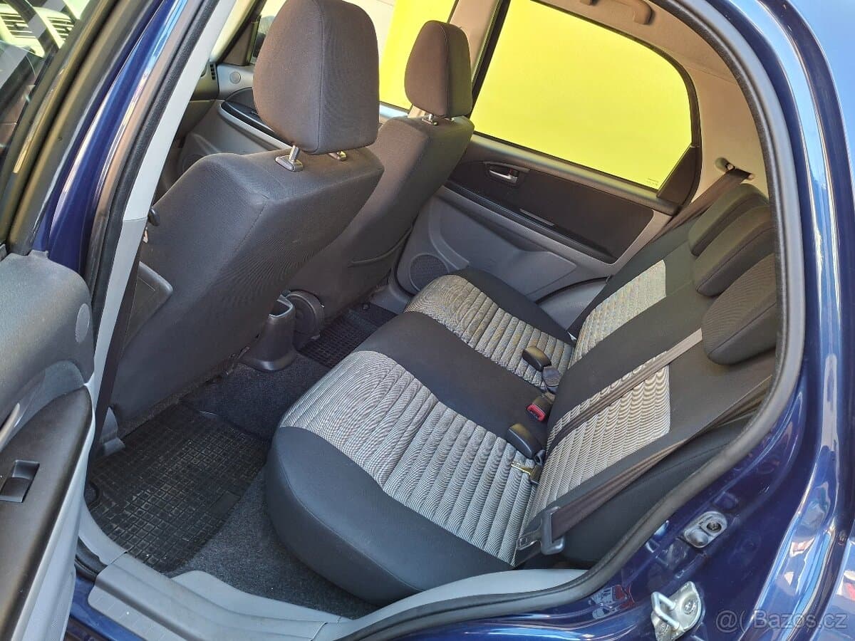 2009 Suzuki SX4 - 9