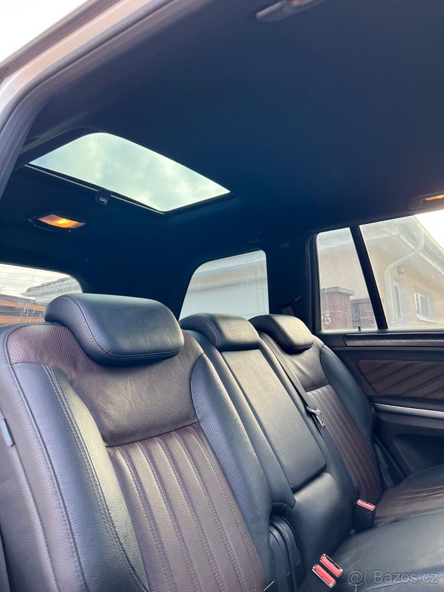 Mercedes-Benz GL - 9