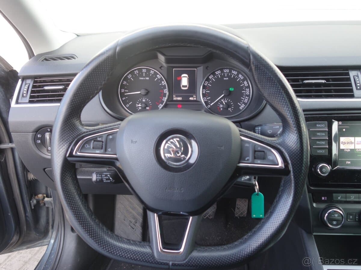 Škoda OCTAVIA - 9