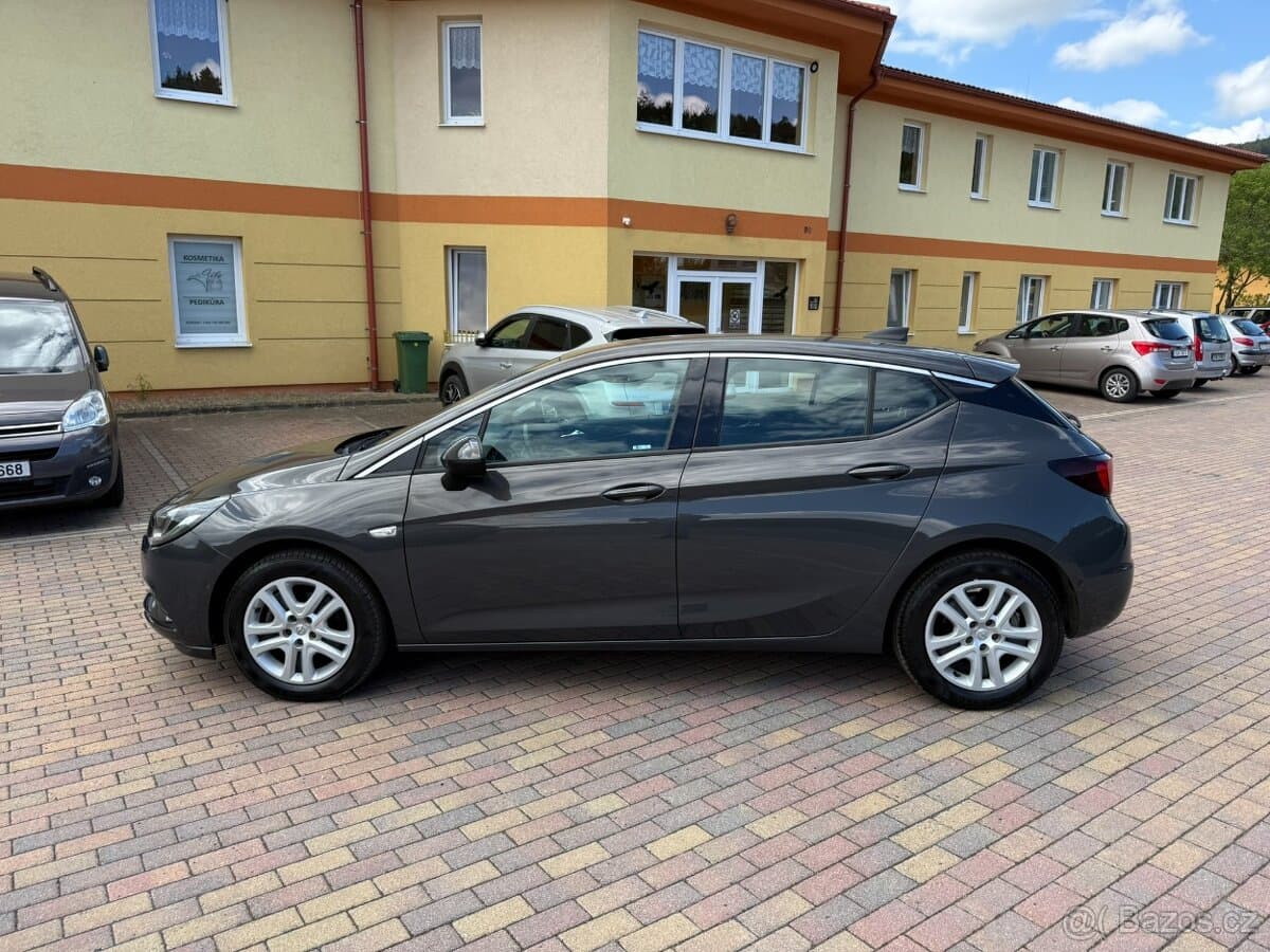 2016 Opel ASTRA - 9