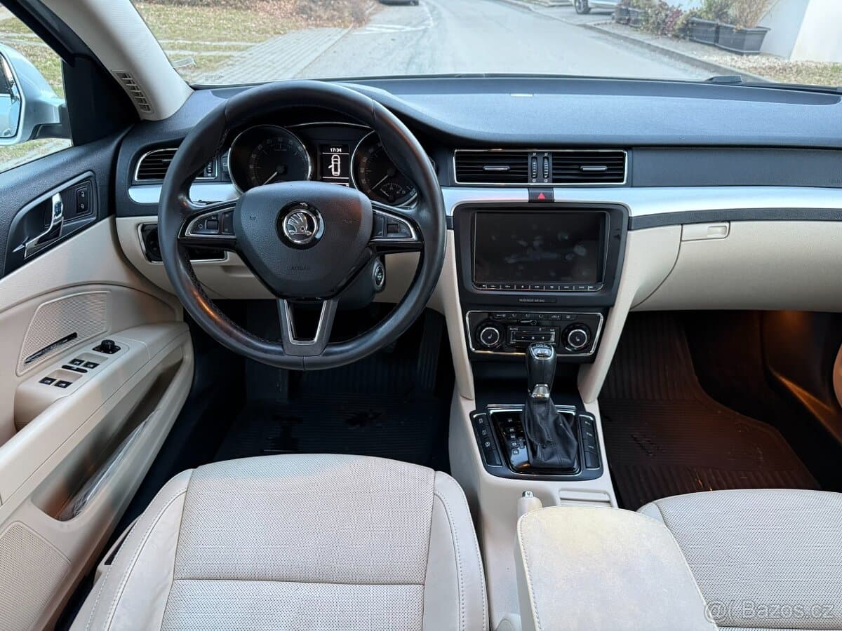 2014 Škoda SUPERB - 9