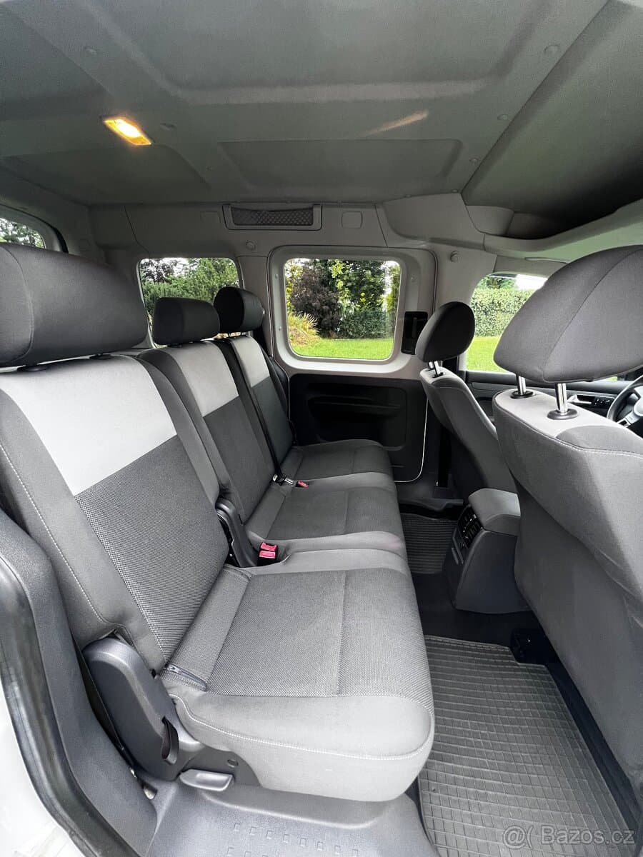2011 Volkswagen CADDY - 9