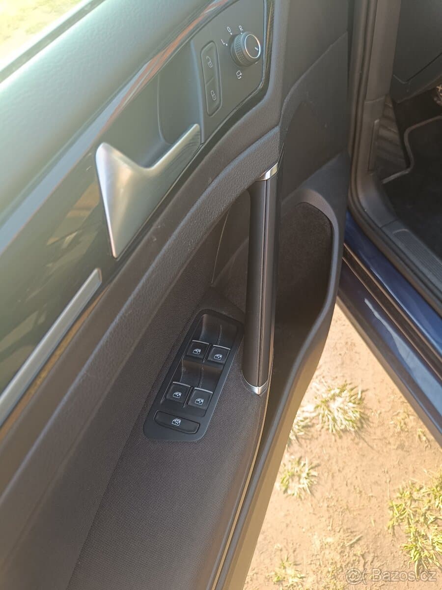 2019 Volkswagen GOLF - 9