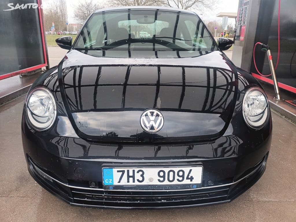 2013 Volkswagen BEETLE - 9