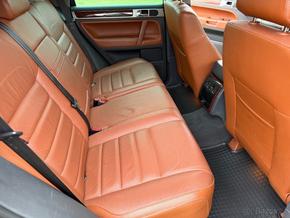 2008 Volkswagen TOUAREG - 9