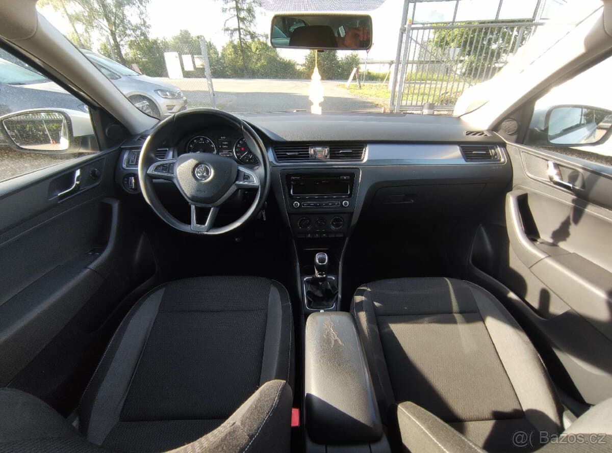 2015 Škoda RAPID - 9