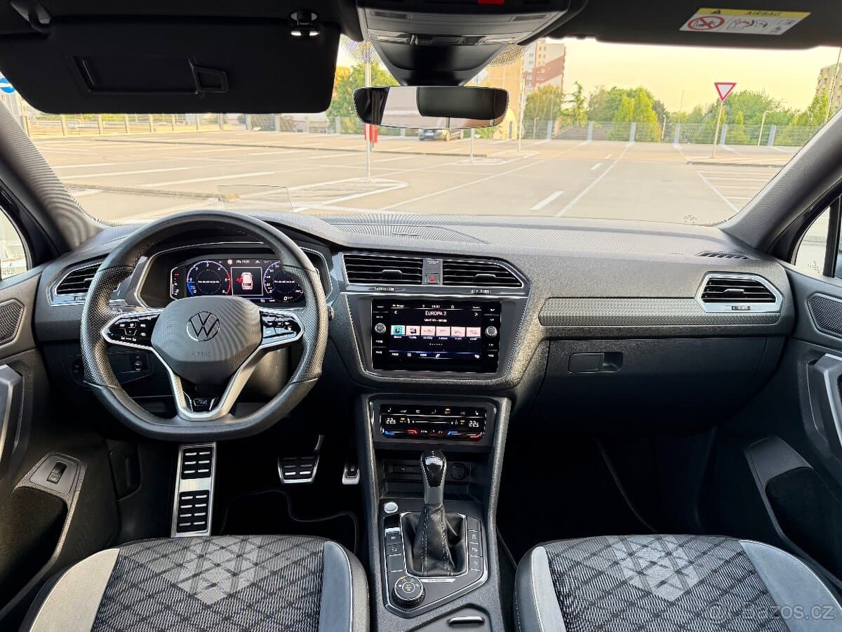 2023 Volkswagen TIGUAN - 9