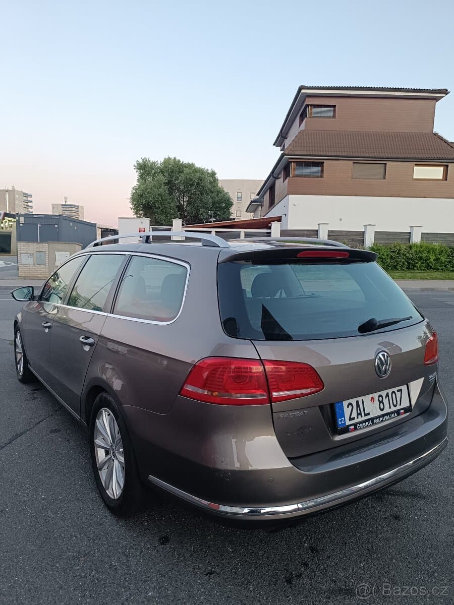 Volkswagen PASSAT - 9