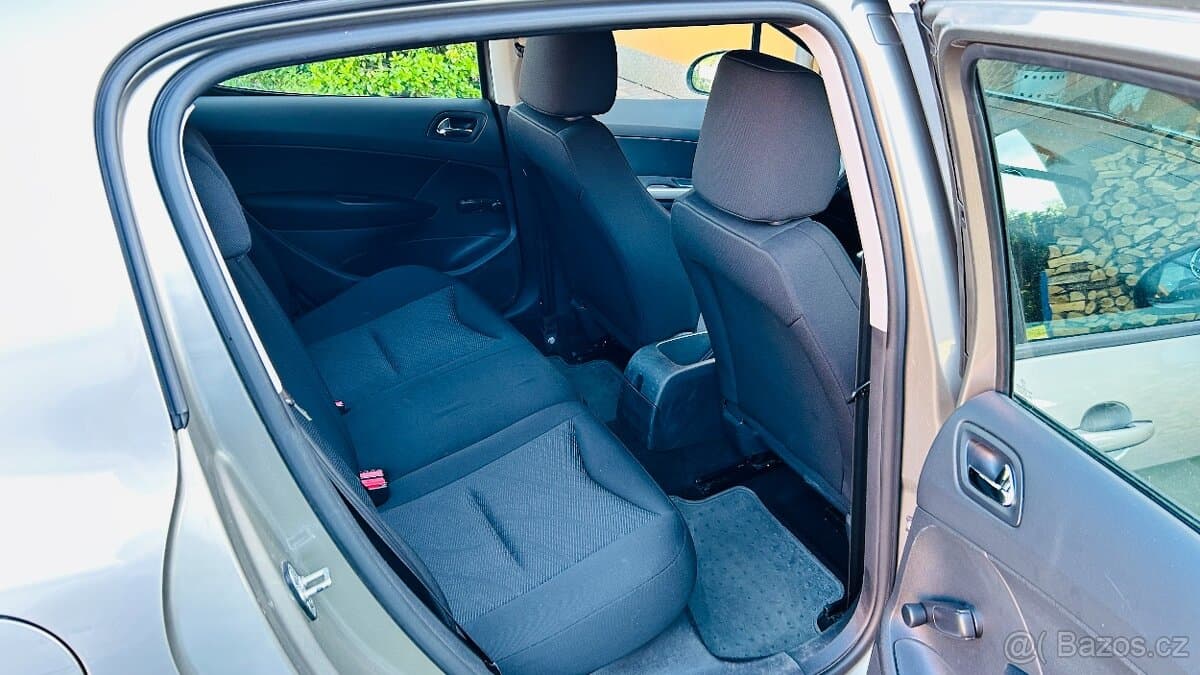 2013 Peugeot 308 - 9