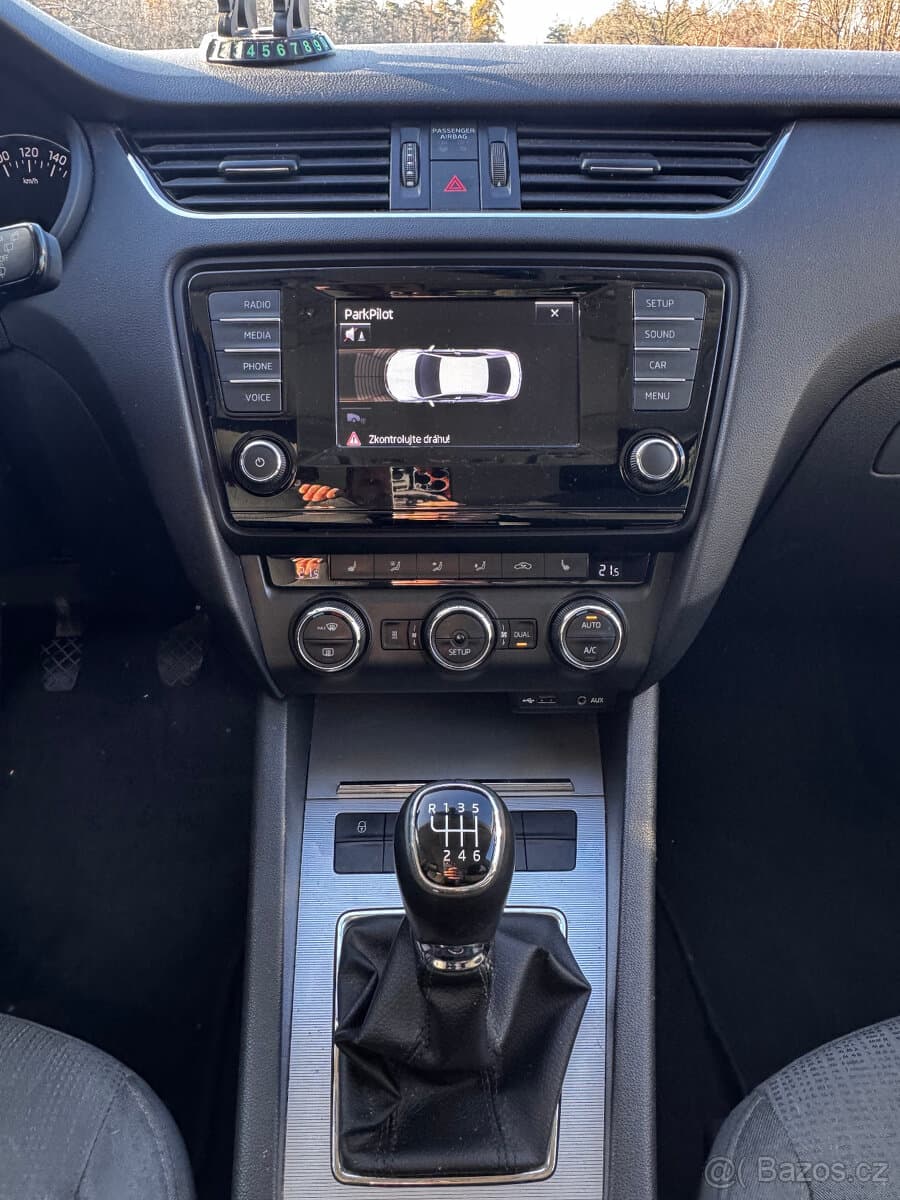 2015 Škoda OCTAVIA - 9