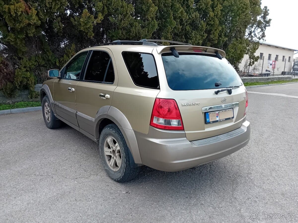 2005 Kia SORENTO - 9