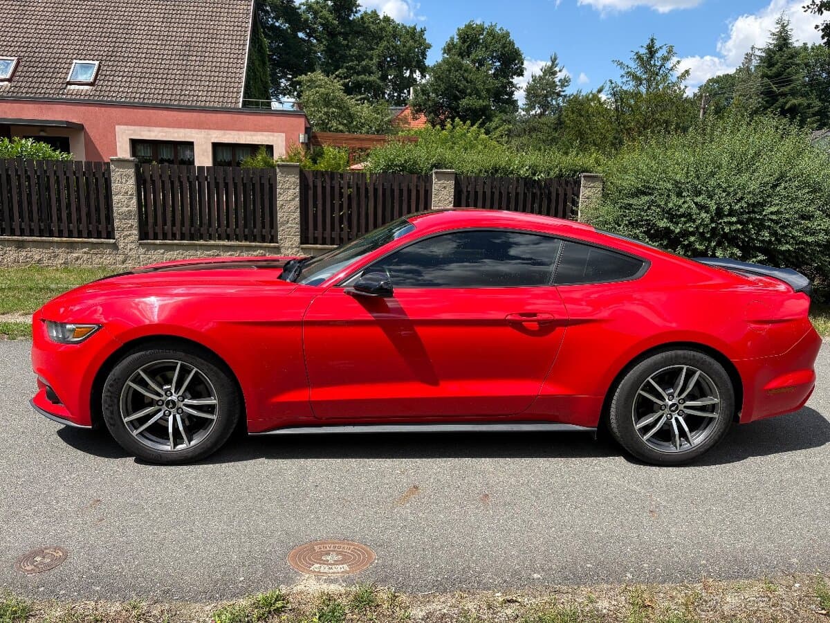 2016 Ford MUSTANG - 9
