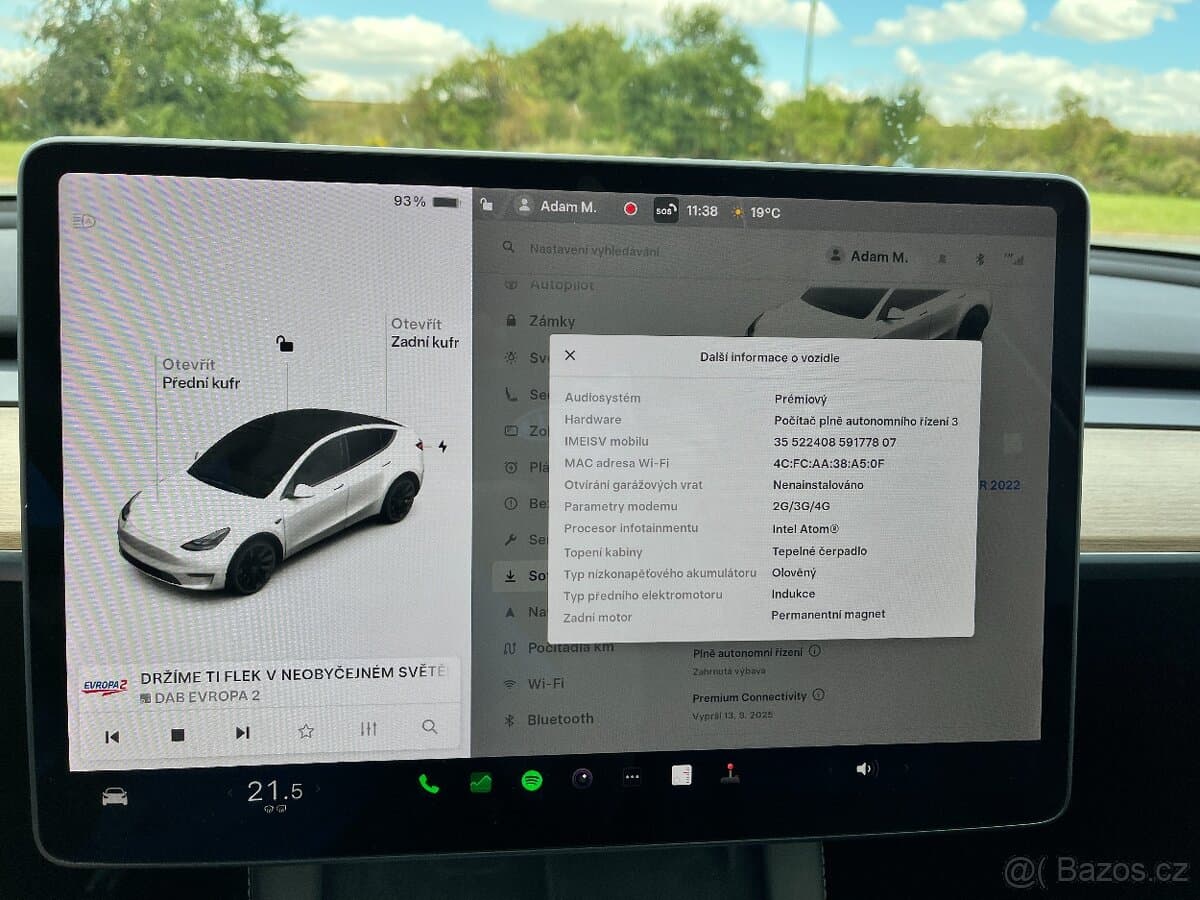 2022 Tesla MODEL Y - 9