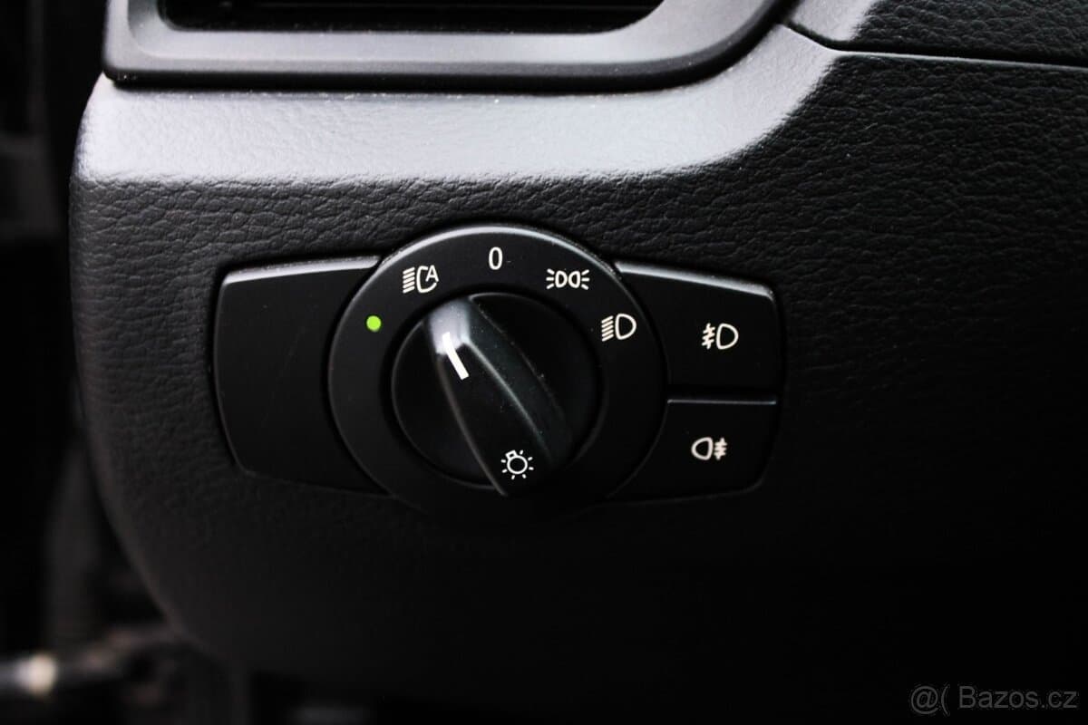 2010 BMW X1 - 9