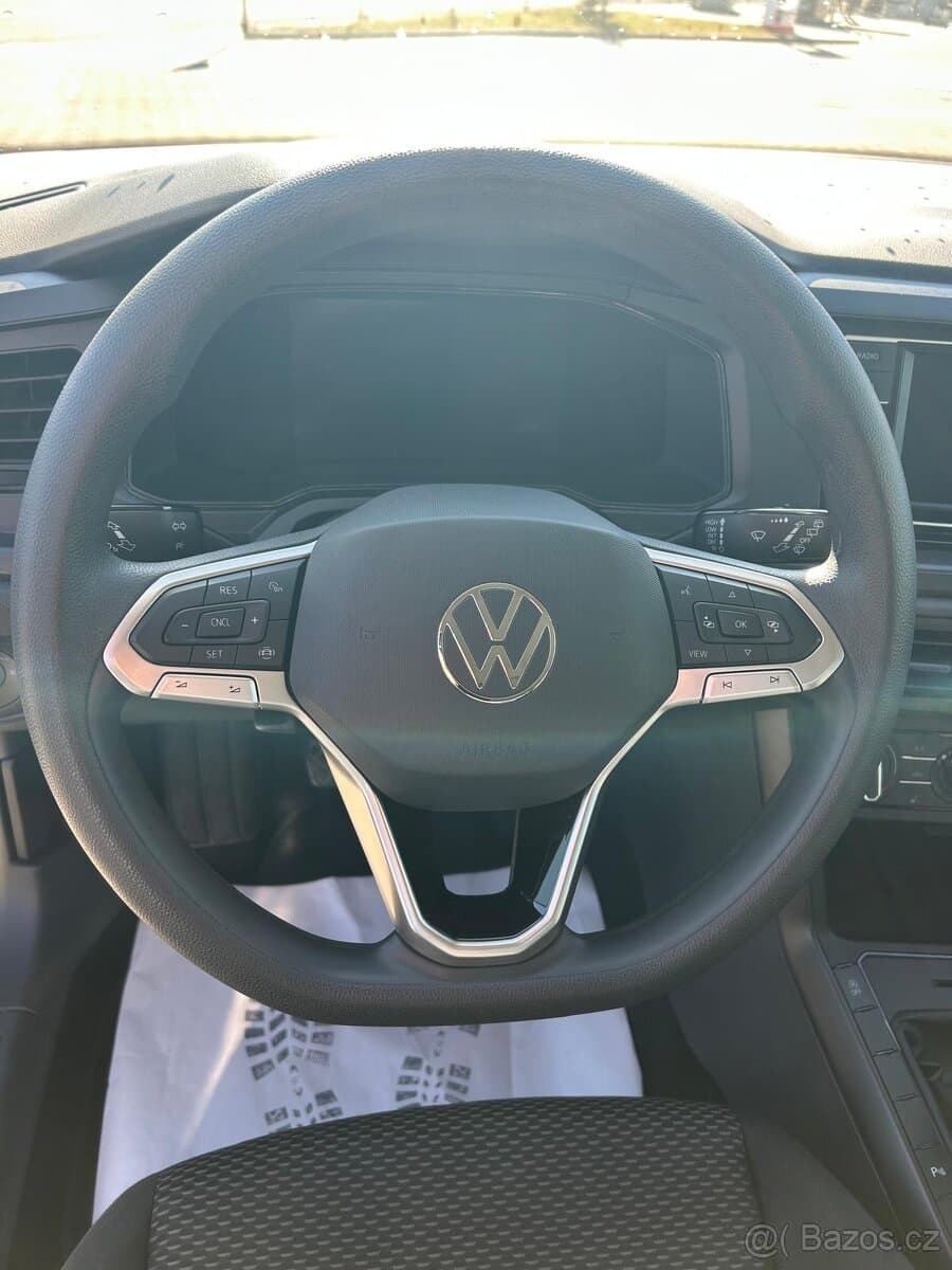 2022 Volkswagen POLO - 9