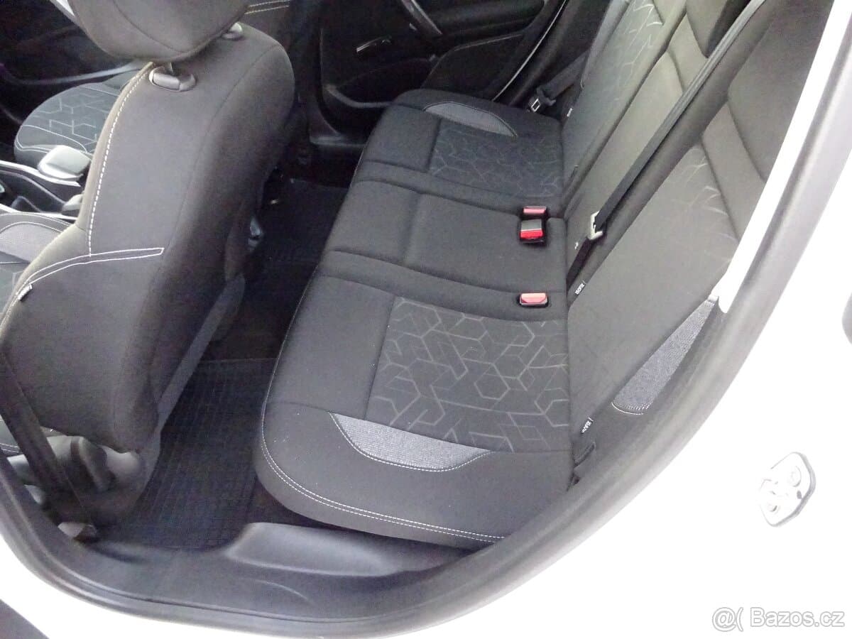 2017 Peugeot 2008 - 9