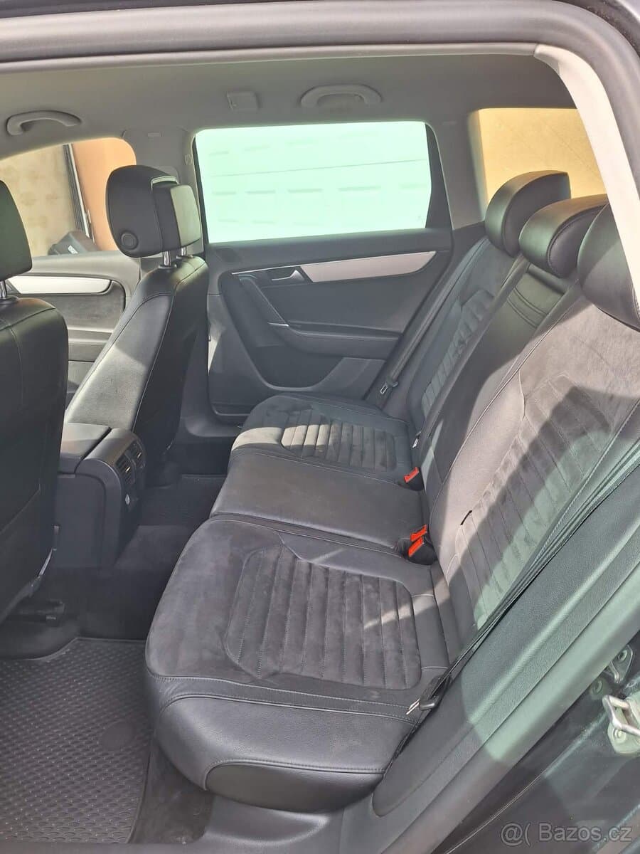 2014 Volkswagen PASSAT - 9